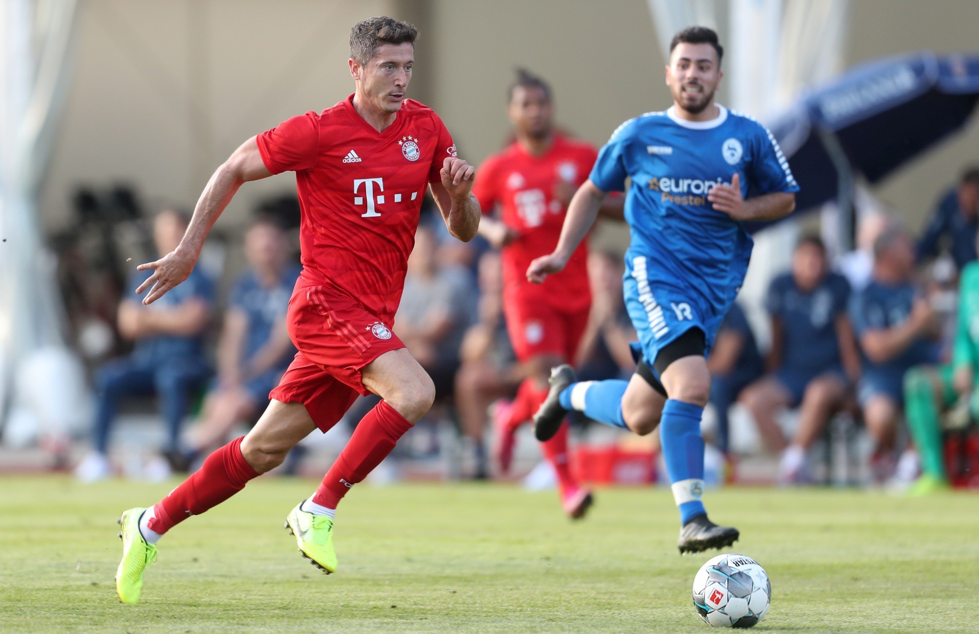 LUCKY88 Energie Cottbus vs Bayern Munich - Nhận định bóng đá 13/08/2019 - Hủy diệt