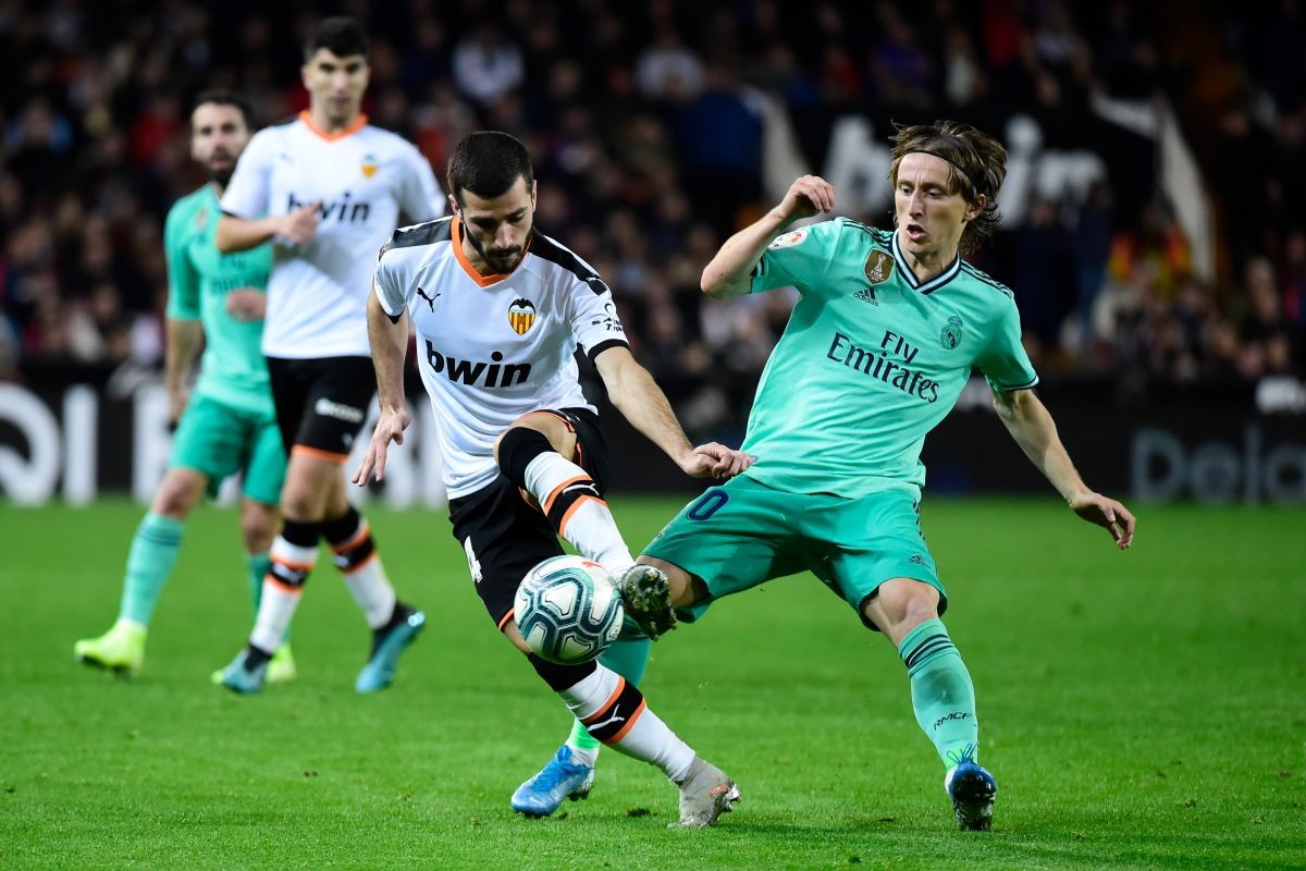 LUCKY88 Real Madrid vs Valencia - Nhận định bóng đá 19/06/2020 - Chuẩn bị giăng bẫy